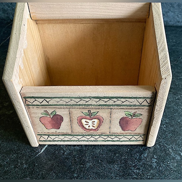Recipe Box with Apples and Bird design - Picture 3 of 8